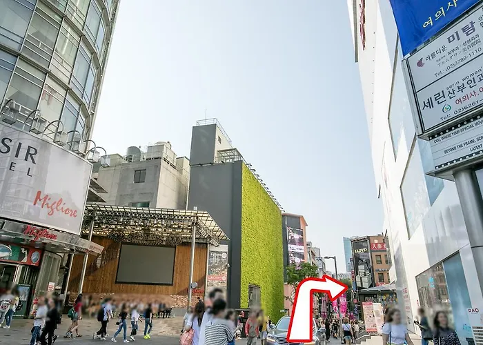 Philstay Myeongdong Station